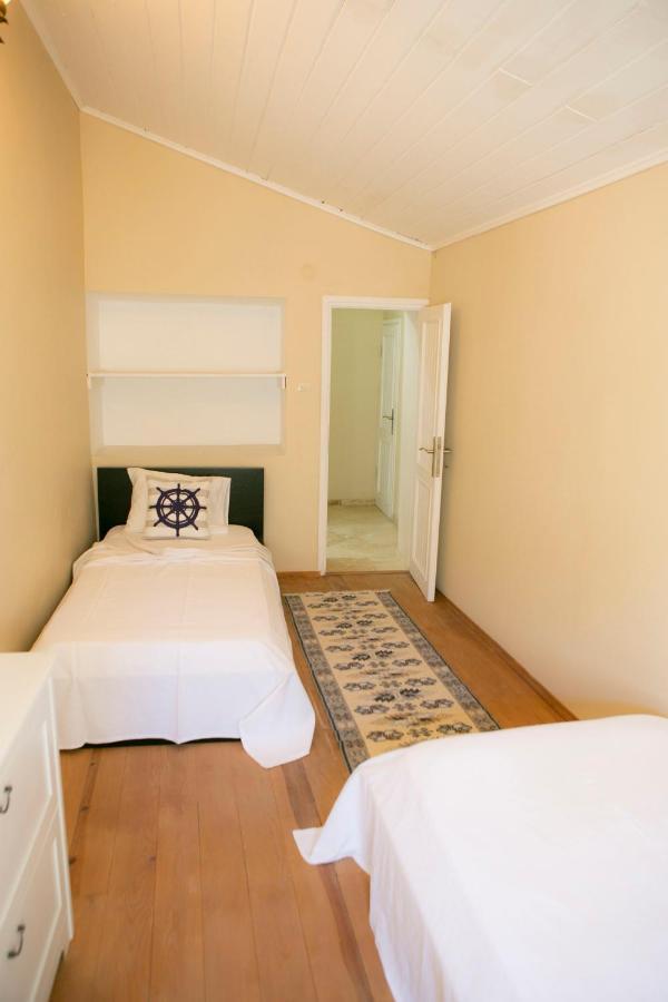 Annemin Harabesi Otel Çeşme Exterior foto