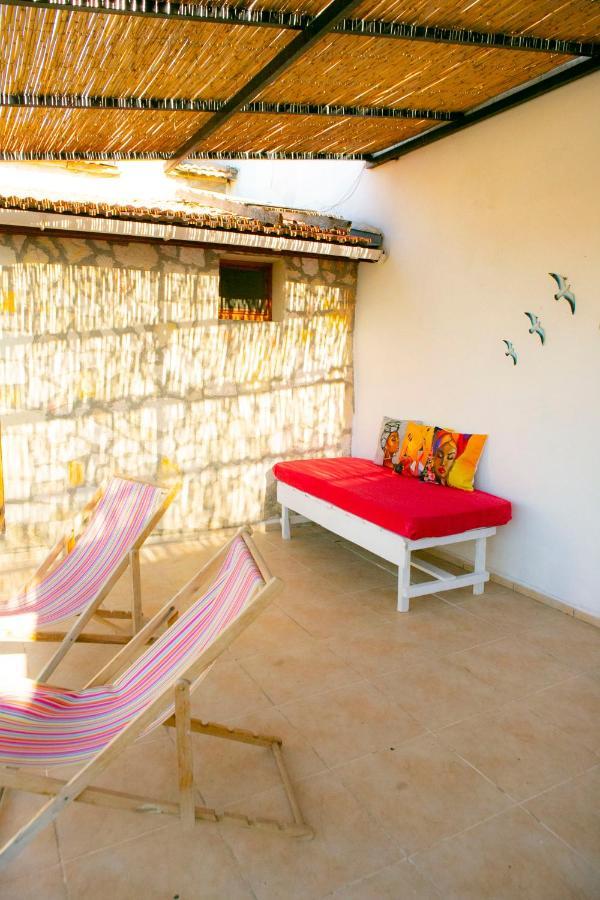 Annemin Harabesi Otel Çeşme Exterior foto