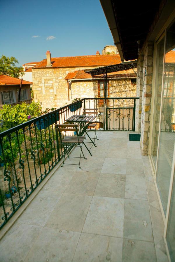 Annemin Harabesi Otel Çeşme Exterior foto