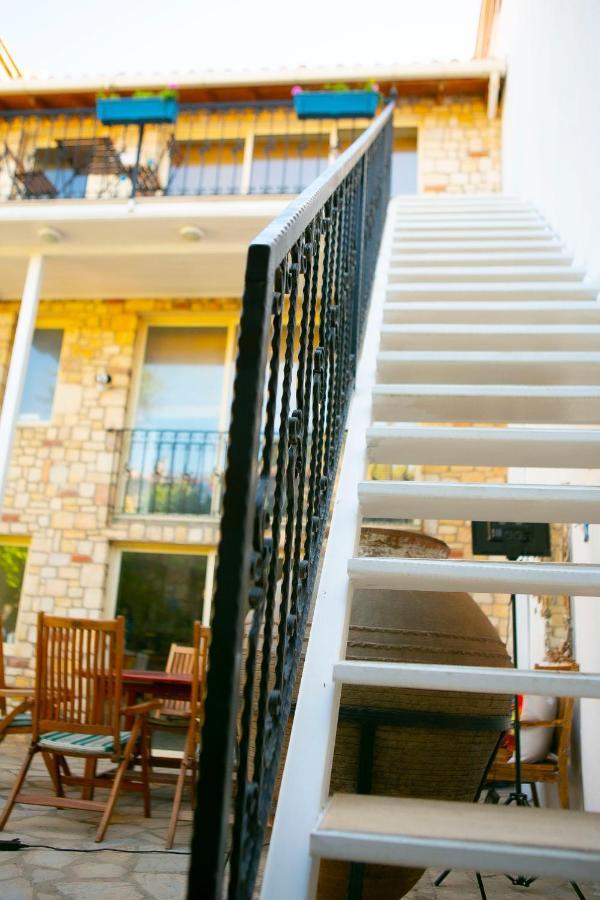Annemin Harabesi Otel Çeşme Exterior foto